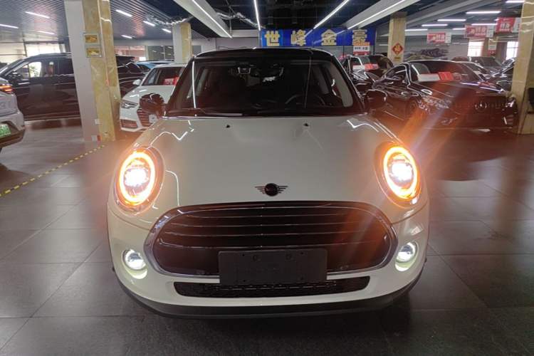 Used MINI 2021 1.5T COOPER Artist Front
