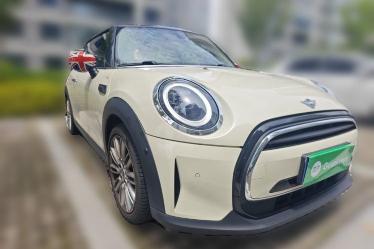 Used MINI 2021 1.5T COOPER Artist Front Right 45 Deg