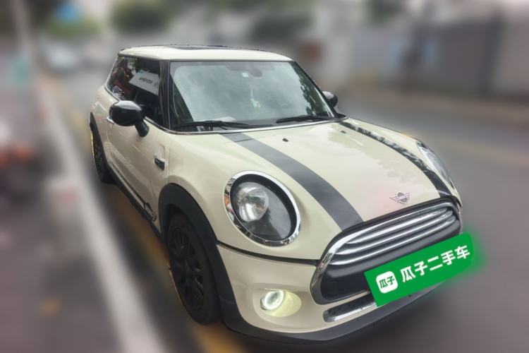 Used MINI 2021 1.5T ONE PLUS Front Right 45 Deg