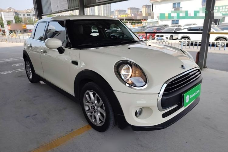 Used MINI 2021 1.5T ONE Five-Door Version Front Right 45 Deg