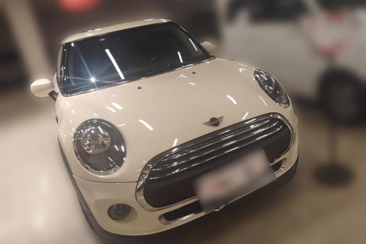 Used MINI 2021 1.5T ONE PLUS Front Right 45 Deg