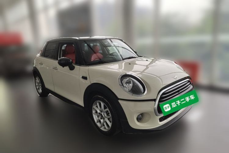 Used MINI 2021 1.5T ONE Five-Door Version Front Right 45 Deg