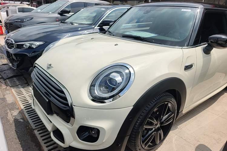 Used MINI 2021 1.5T COOPER Racing Driver Front
