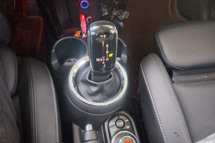 Used MINI 2021 1.5T COOPER Classic Edition Gear Lever