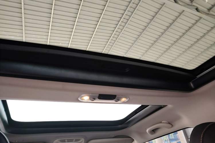 Used MINI 2021 1.5T ONE Five-Door Version Headliner