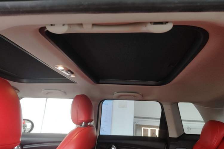 Used MINI 2021 1.5T ONE Five-Door Version Headliner