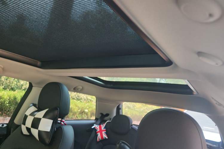 Used MINI 2021 1.5T COOPER Classic Edition Headliner