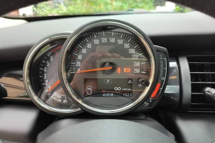 Used MINI 2021 1.5T ONE PLUS Five-Door Edition Instrument Cluster