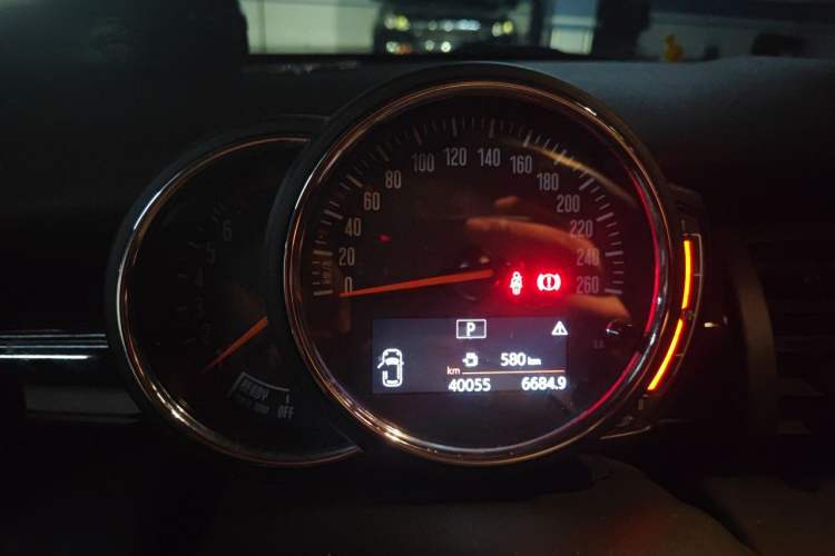 Used MINI 2021 1.5T ONE PLUS Five-Door Edition Instrument Cluster