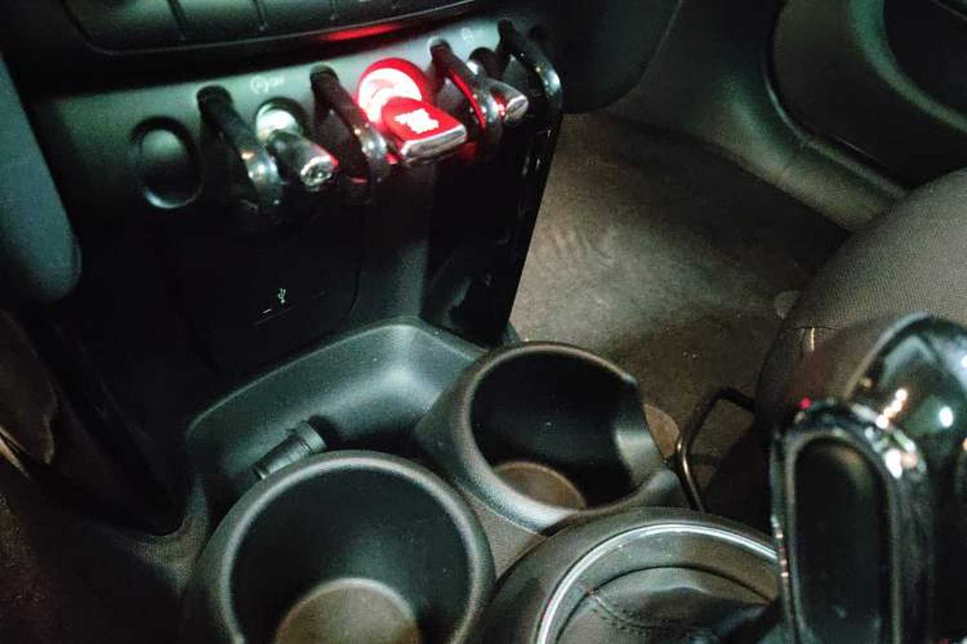 Used MINI 2021 1.5T ONE PLUS Five-Door Edition Interior 1