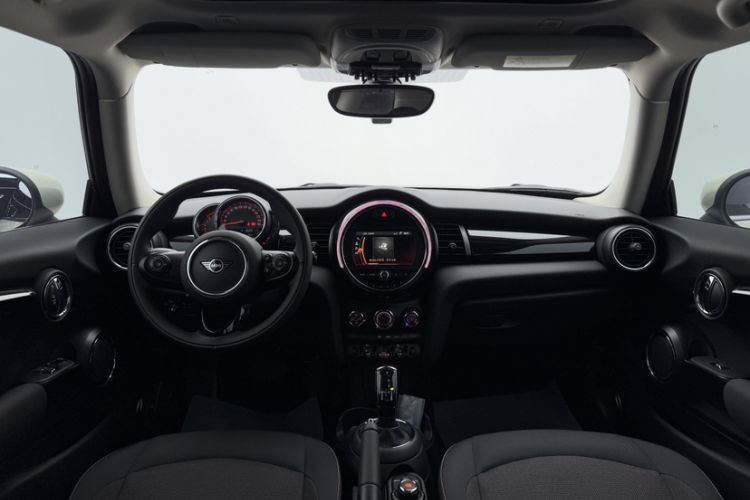 Used MINI 2021 1.5T ONE PLUS Interior 3