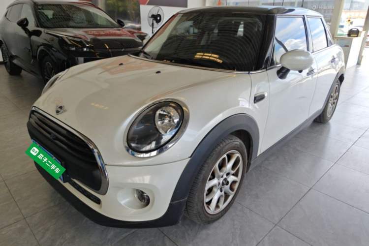Used MINI 2021 1.5T ONE Five-Door Version Guazi used car, China used car export, Used car for sale, Used cars, Cheapest cars for sale