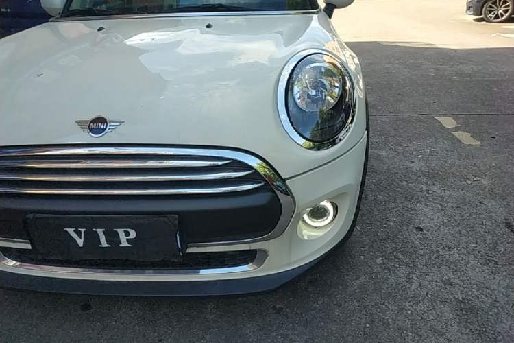Used MINI 2021 1.5T ONE PLUS Five-Door Edition Left Front Headlight