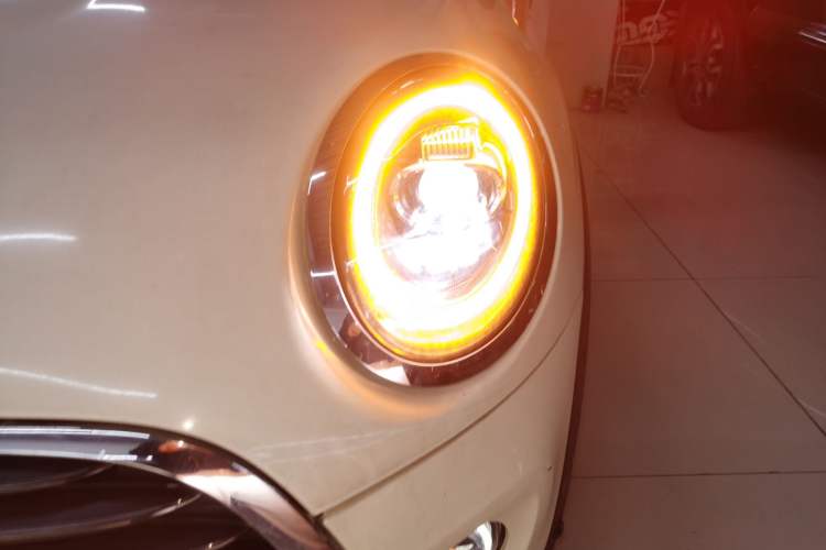 Used MINI 2021 1.5T COOPER Classic Edition Five-Door Version Left Front Headlight