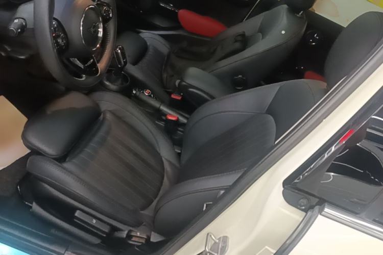 Used MINI 2021 2.0T COOPER S Artist Five-Door Edition Left Front Seat