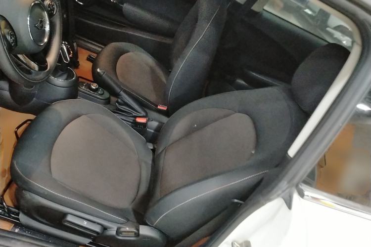 Used MINI 2021 1.5T ONE PLUS Left Front Seat