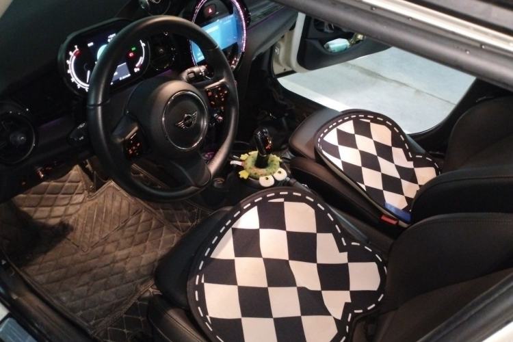 Used MINI 2021 1.5T COOPER Classic Edition Five-Door Version Left Front Seat