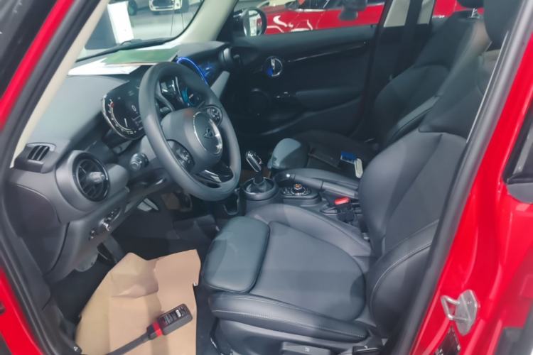 Used MINI 2021 1.5T COOPER Classic Edition Five-Door Version Left Front Seat