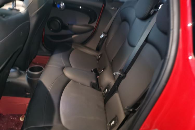 Used MINI 2021 1.5T COOPER Classic Edition Five-Door Version Left Rear Seat