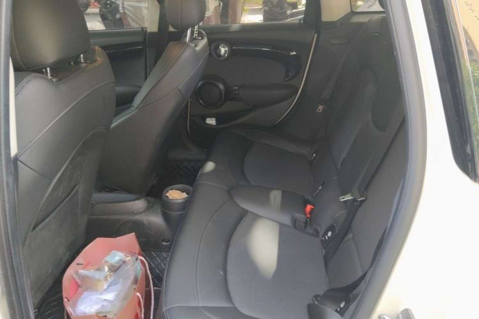 Used MINI 2021 1.5T COOPER Artist Five-Door Edition Left Rear Seat