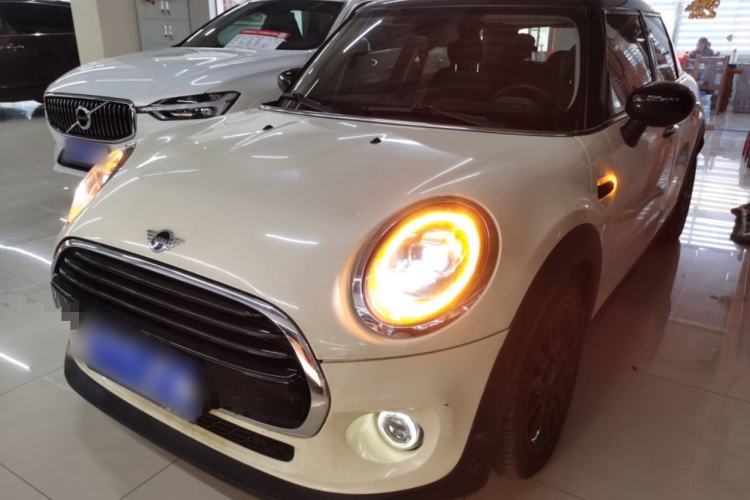 Used MINI 2021 1.5T COOPER Classic Edition Five-Door Version Guazi used car, China used car export, Used car for sale, Used cars, Cheapest cars for sale