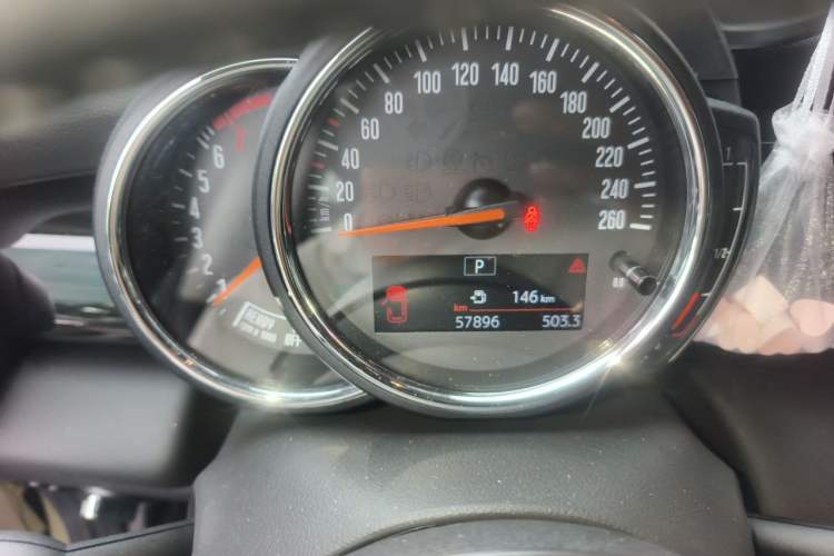 Used MINI 2021 1.5T ONE PLUS Odometer Close Up