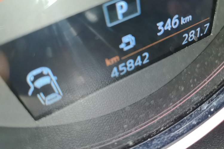 Used MINI 2021 1.5T ONE PLUS Odometer Close Up