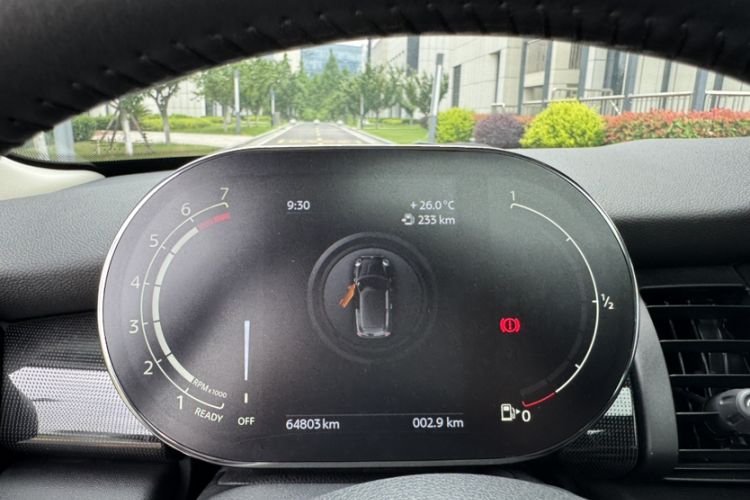 Used MINI 2021 1.5T COOPER Classic Edition Odometer Close Up