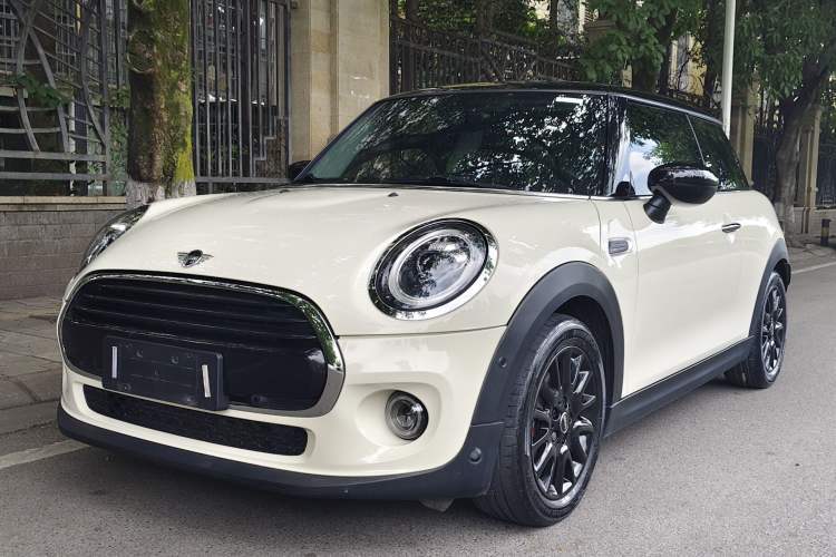 Used MINI 2021 1.5T COOPER Classic Edition Guazi used car, China used car export, Used car for sale, Used cars, Cheapest cars for sale