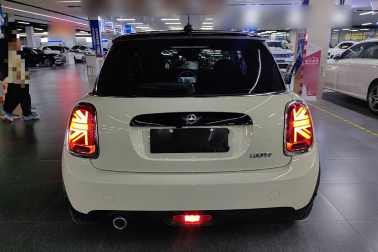 Used MINI 2021 1.5T COOPER Artist Rear