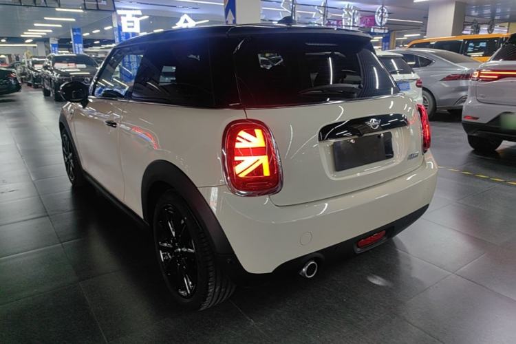 Used MINI 2021 1.5T COOPER Artist Rear Left 45 Deg