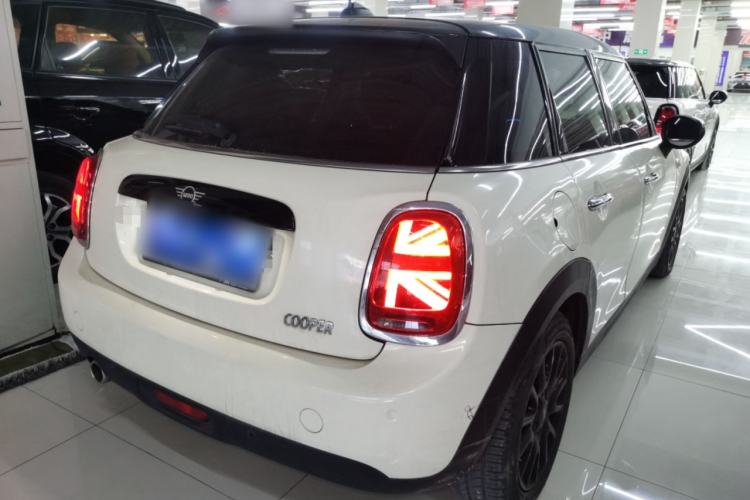 Used MINI 2021 1.5T COOPER Classic Edition Five-Door Version Rear Right 45 Deg