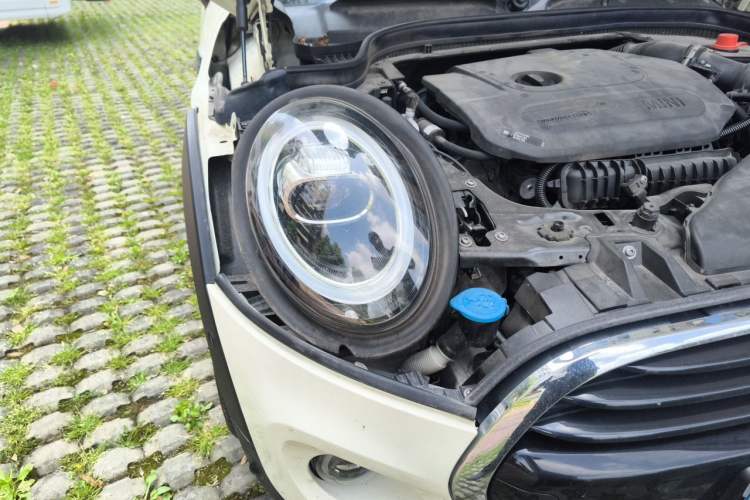 Used MINI 2021 1.5T COOPER Artist Five-Door Edition Right Front Headlight