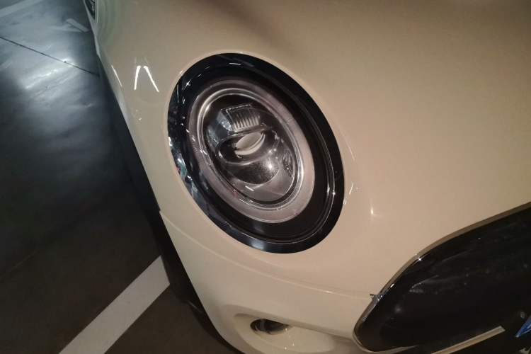 Used MINI 2021 1.5T ONE PLUS Right Front Headlight