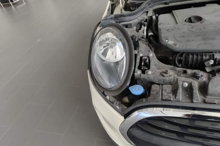 Used MINI 2021 1.5T ONE Five-Door Version Right Front Headlight