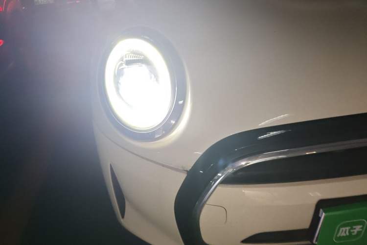 Used MINI 2021 1.5T ONE Five-Door Version Right Front Headlight