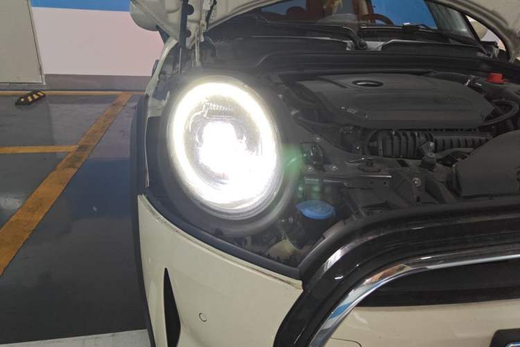 Used MINI 2021 1.5T ONE Right Front Headlight