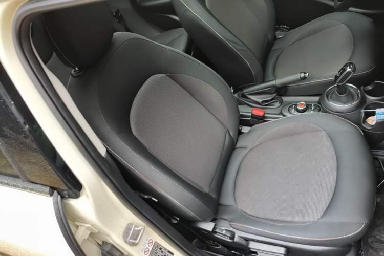 Used MINI 2021 1.5T ONE PLUS Five-Door Edition Right Front Seat