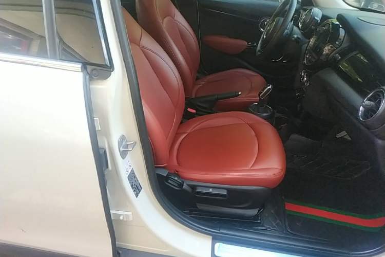 Used MINI 2021 1.5T ONE PLUS Five-Door Edition Right Front Seat