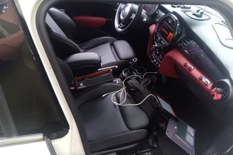 Used MINI 2021 1.5T COOPER Artist Five-Door Edition Right Front Seat