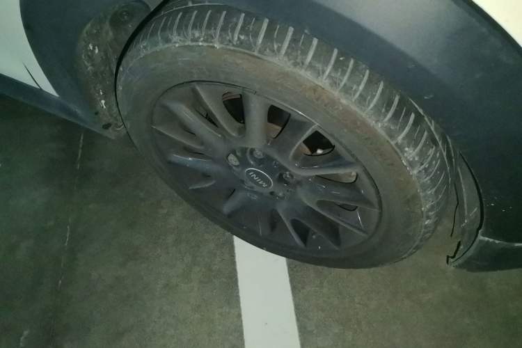 Used MINI 2021 1.5T ONE PLUS Right Front Wheel Hub
