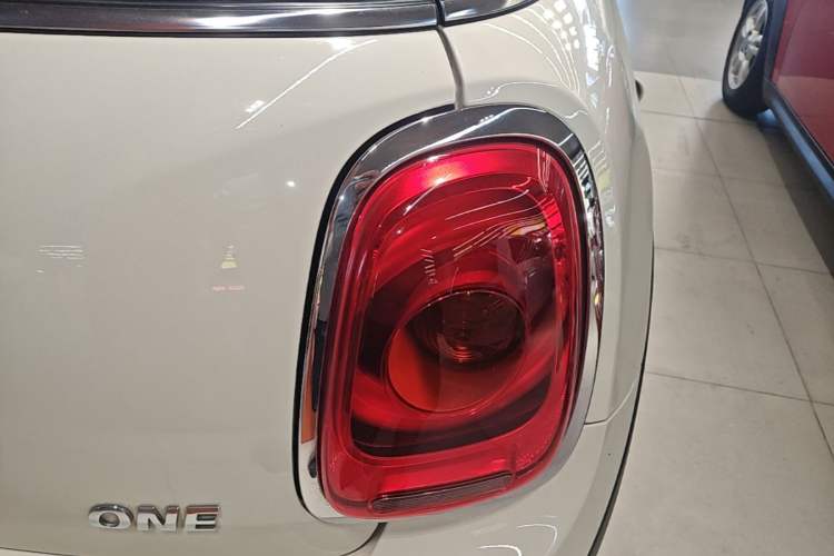 Used MINI 2021 1.5T ONE PLUS Right Rear Taillight