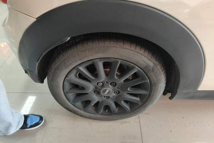 Used MINI 2021 1.5T ONE PLUS Right Rear Wheel Hub