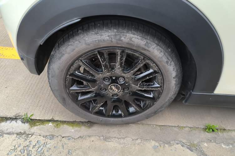 Used MINI 2021 1.5T COOPER Classic Edition Right Rear Wheel Hub