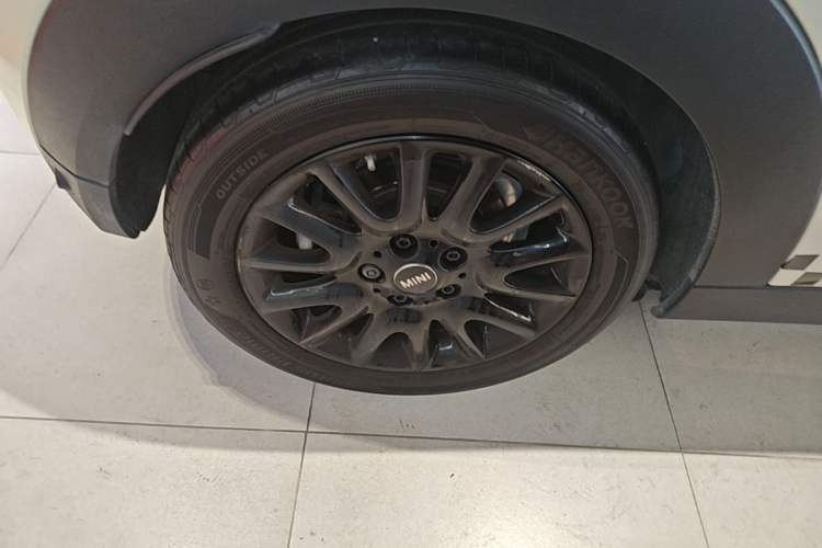 Used MINI 2021 1.5T ONE PLUS Right Rear Wheel Hub