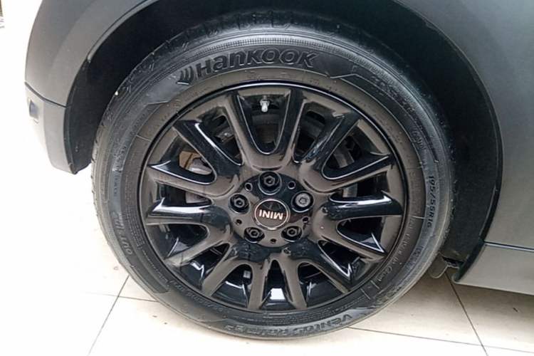 Used MINI 2021 1.5T COOPER Classic Edition Right Rear Wheel Hub