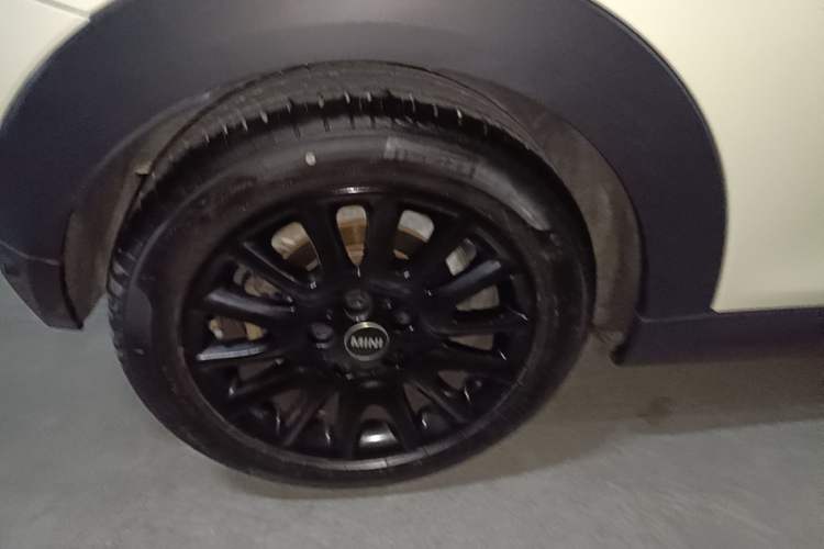 Used MINI 2021 1.5T COOPER Classic Edition Right Rear Wheel Hub