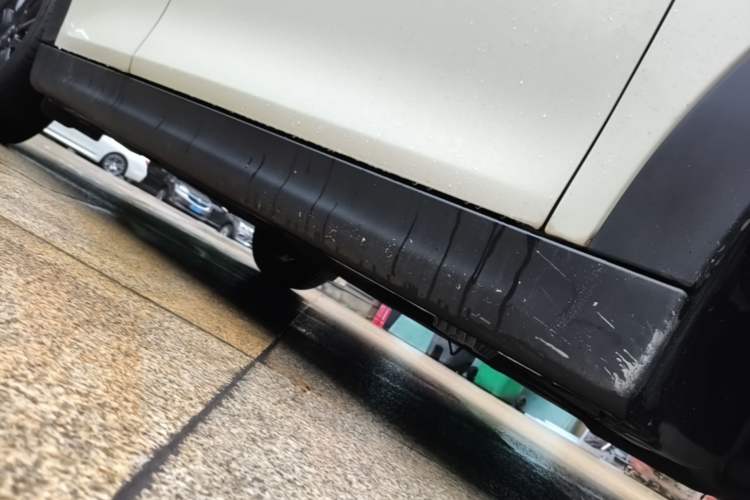 Used MINI 2021 1.5T ONE PLUS Five-Door Edition Right Side Sill