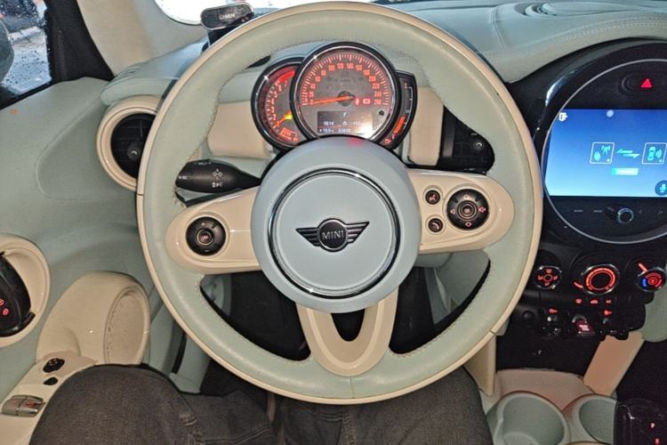 Used MINI 2021 1.5T ONE Steering Wheel