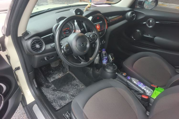Used MINI 2021 1.5T ONE PLUS Steering Wheel